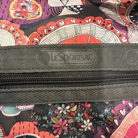 LESPORTSAC weekender carryon travel large duffle multi print - Picture 11 of 13
